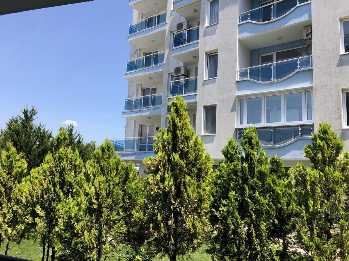 Odyssey Apartments Nesebar Bagian luar foto